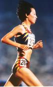 26届奥运会女子5000米跑冠军--王军霞