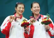 亚运会羽毛球男团决赛 中国3比2力克韩国夺得冠军