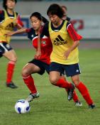 中国女足在南京训练