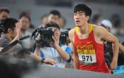中国田径公开赛 刘翔轻松出线后接受采访