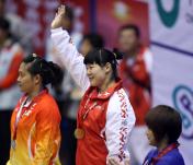 十一运会女举69kg级 奥运冠军刘春红夺冠