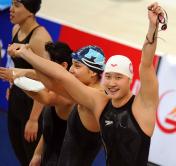 上海队获十一运会女子4X100米混合泳冠军
