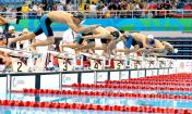 东亚运动会游泳比赛  中国队再获4金