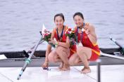 亚运赛艇女子双人单桨 中国张敏/苗甜轻松摘金