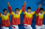 仁川亚运会男子4X100米自由泳接力 中国队力压日本队夺冠韩国第三