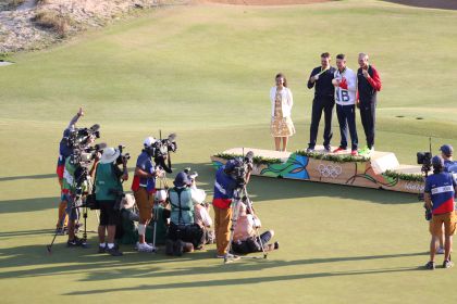 贾斯汀罗斯夺奥运会高尔夫球男子个人赛金牌