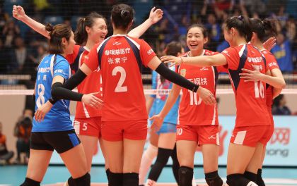 2016/2017女排联赛半决赛次回合 天津权健队1比3负于江苏中天