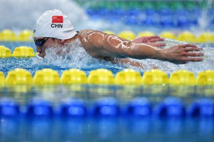 李朱濠获全国游泳冠军赛男子100米蝶泳冠军