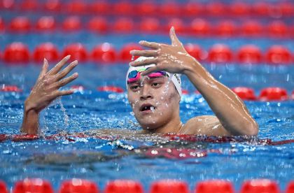孙杨获全国游泳冠军赛男子1500米自由泳冠军