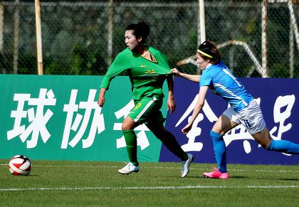全运会女足成年组预赛 江苏队2比0战胜北京队