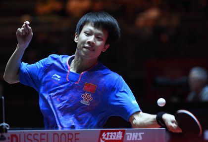 2017年世乒赛男单第三轮 中国林高远正向16强迈进