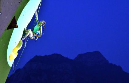 第十三届全运会群众比赛攀岩入围赛女子难度攀岩比赛
