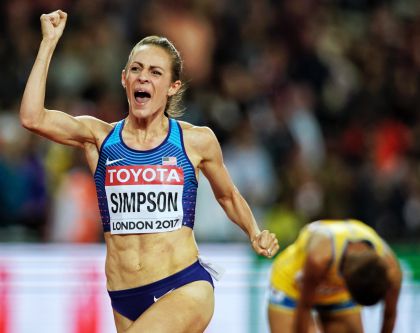 田径世锦赛女子1500米决赛 美国选手辛普森摘银