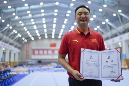 美籍华裔教练乔良出任中国体操女队掌门人