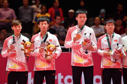 中国队包揽雅加达亚运会乒乓球混双金银牌