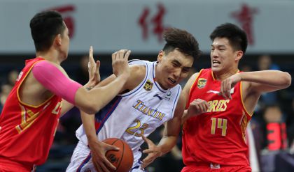 18-19赛季CBA联赛第三十三轮  天津93比107不敌深圳
