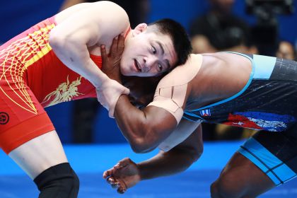世界摔跤锦标赛男子自由式 86公斤级林祖沈资格赛告负