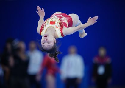 第34届世界蹦床锦标赛女子单跳个人决赛  中国队方璐鹭名列第六