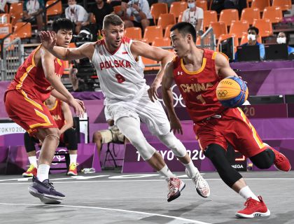 东京奥运会男子三人篮球赛中国队击败波兰队