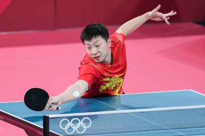 东京奥运会乒乓球男单半决赛 马龙战胜奥恰洛夫晋级决赛