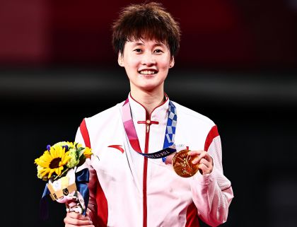 东京奥运会羽毛球女子单打决赛陈雨菲夺得中国军团第25金