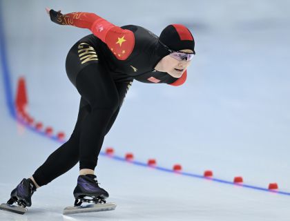 北京冬奥会速度滑冰女子1500米决赛 中国三位选手出战