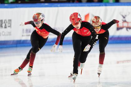 第十四届全国冬季运动会短道速滑女子1500米决赛 臧一泽夺冠