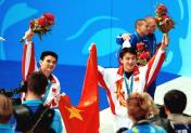 熊倪/肖海亮获悉尼奥运会男子双人3米跳板冠军