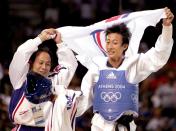 雅典奥运会跆拳道男子58公斤级决赛 朱木炎为中国台北赢得第二金