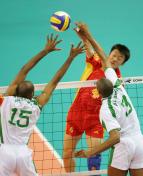 亚运会男排半决赛 中国3比2艰难战胜沙特