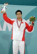 多哈亚运会游泳首日 吴鹏获男子200米蝶泳金牌