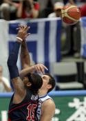 男篮世锦赛半决赛 希腊45比41领先美国梦七