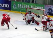 亚冬会女子冰球 中国队6比3击败朝鲜获铜牌