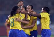 2007女足世界杯D组 中国0比3落后于巴西