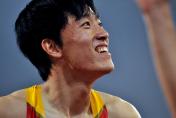 中国田径公开赛男子110米栏 刘翔13秒18夺冠