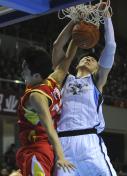 11/12赛季CBA常规赛第十四轮 北京主场86比79胜山东