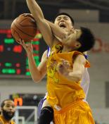 CBA常规赛第八轮   辽宁112比121负于山西