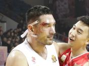 CBA联赛第十七轮比赛  吉林102比100胜八一