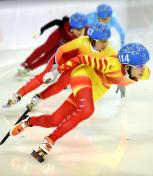 第十三届冬季运动会短道速滑女子500米决赛  范可新获得冠军