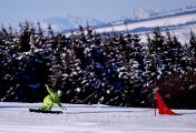 第十三届冬季运动会高山滑雪单板回转运动员赛前训练