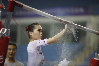 全国体操锦标赛在即 中国女队赛前训练