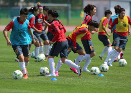 中国女足奥运备战训练在秦皇岛训练基地进行
