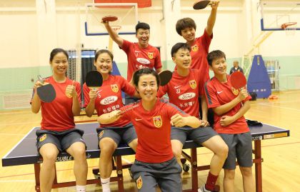 中国女足举行队内乒乓球赛