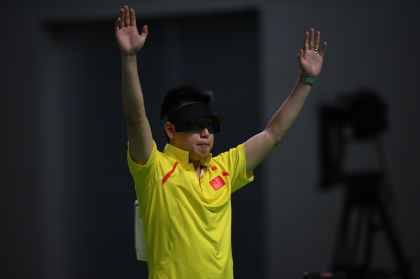 里约奥运会男10米气手枪决赛 中国选手庞伟获得铜牌