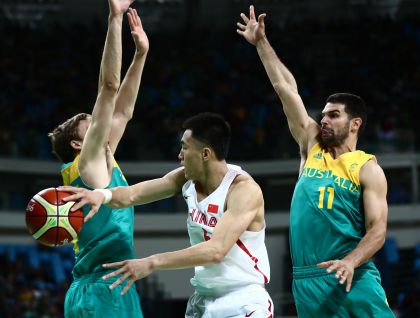 里约奥运会男篮小组赛 中国队68比93负于澳大利亚队