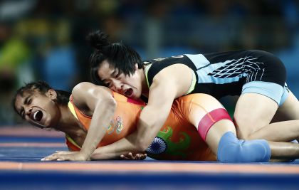 奥运女子自由式摔跤48公斤级比赛  孙亚楠晋级四强