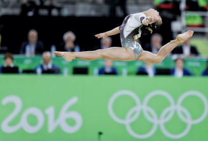 里约奥运会体操单项女子自由体操决赛  中国选手王妍获第五