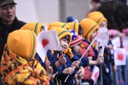 札幌亚冬会花絮 幼稚园小朋友“萌\