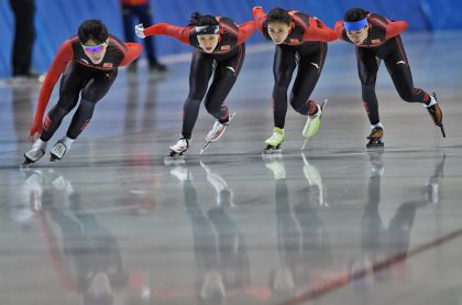 札幌亚冬会 张虹女子500米赛前训练