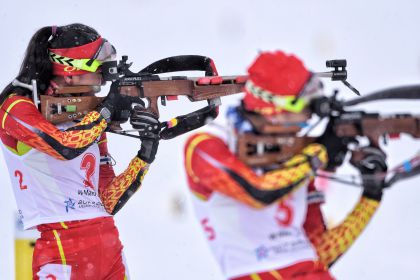 札幌亚冬会冬季两项女子比赛  中国选手张岩列第五